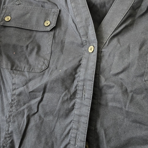 Express button down top - Picture 3 of 4